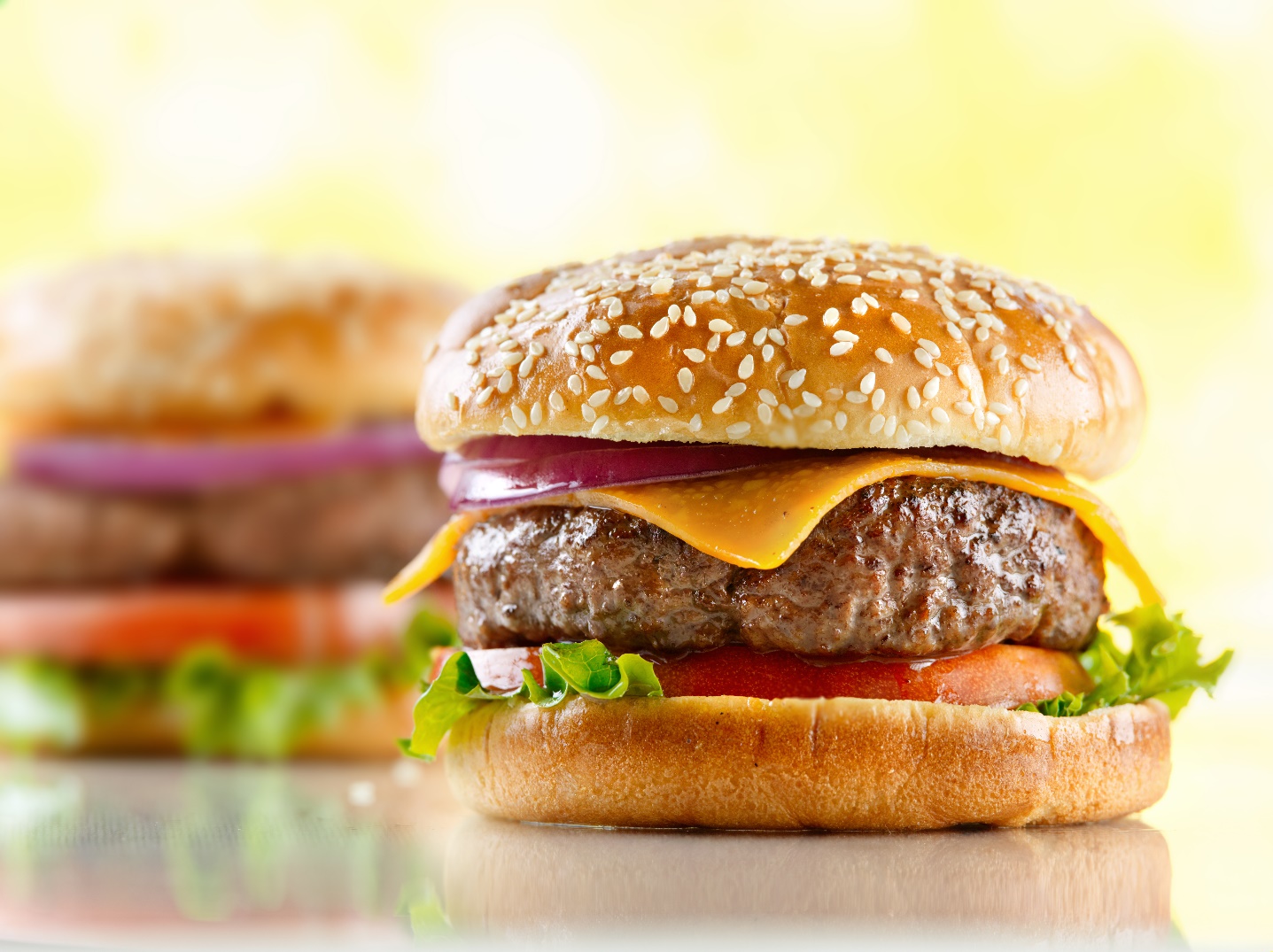 Cheeseburger dans un restaurant à Strasbourg - Restomalin